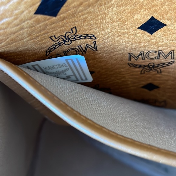 MCM tote - Picture 6 of 16